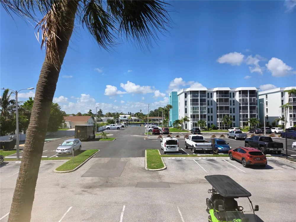 4901 38TH WAY S #7C St Petersburg, FL 33711