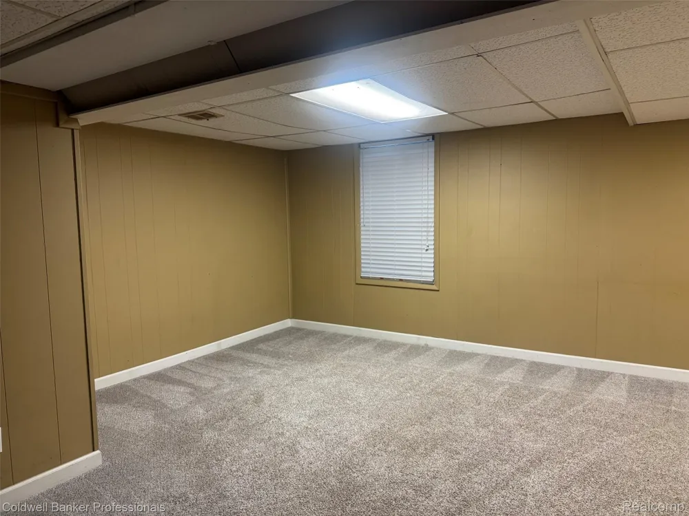 1805 Brentwood Drive #329 Troy City, MI 48098
