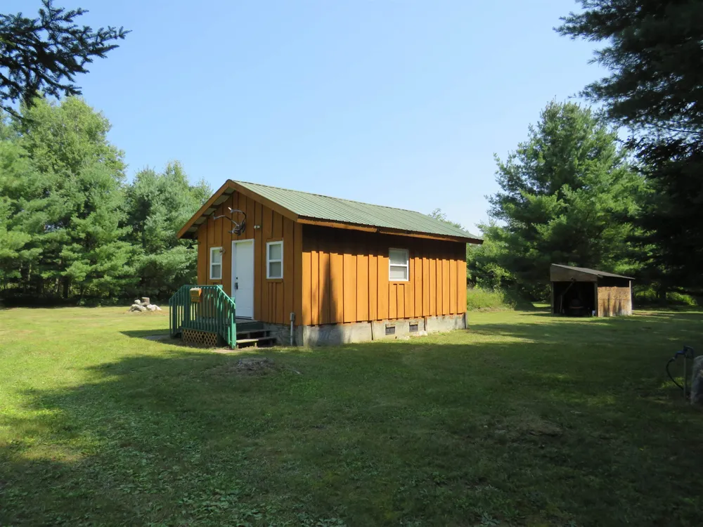 2551 E Simpson Road Norwich Township, MI 49651