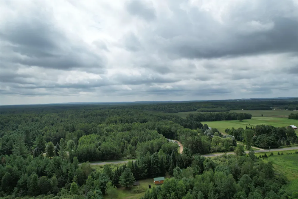 2551 E Simpson Road Norwich Township, MI 49651