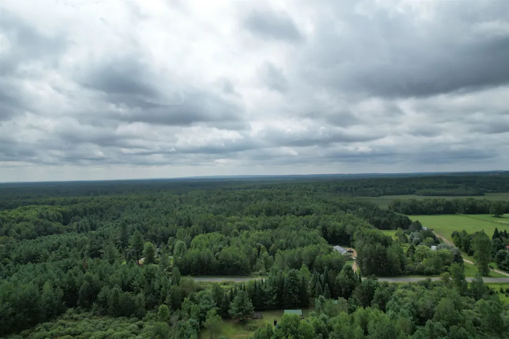 2551 E Simpson Road Norwich Township, MI 49651