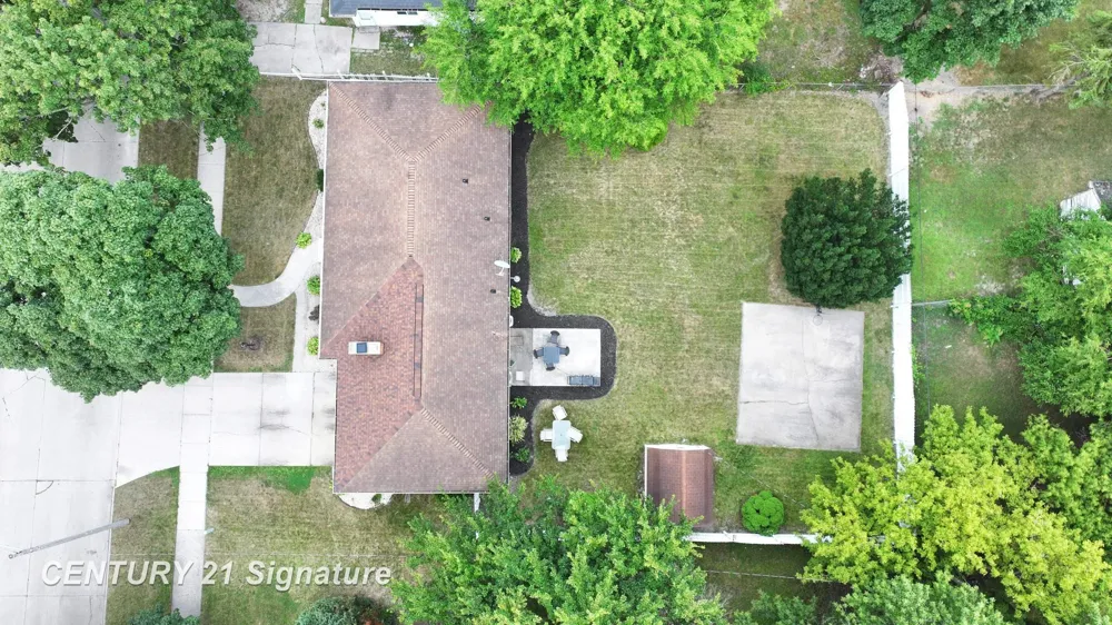 334 S 20th Street Saginaw City, MI 48601