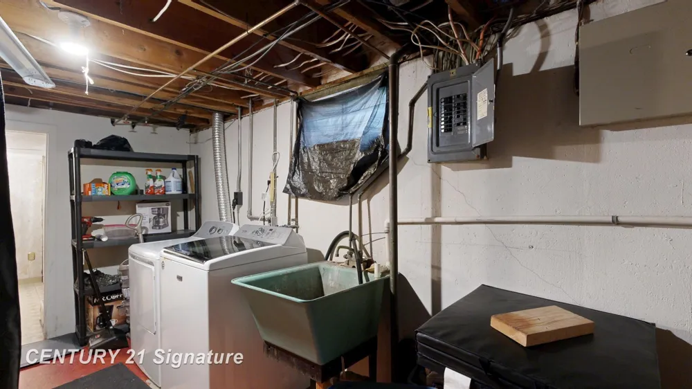 334 S 20th Street Saginaw City, MI 48601