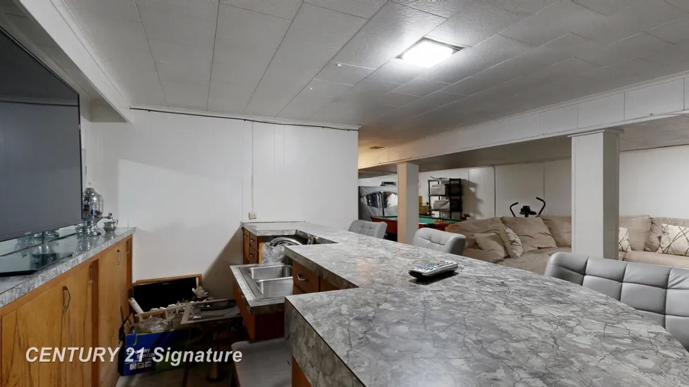 334 S 20th Street Saginaw City, MI 48601