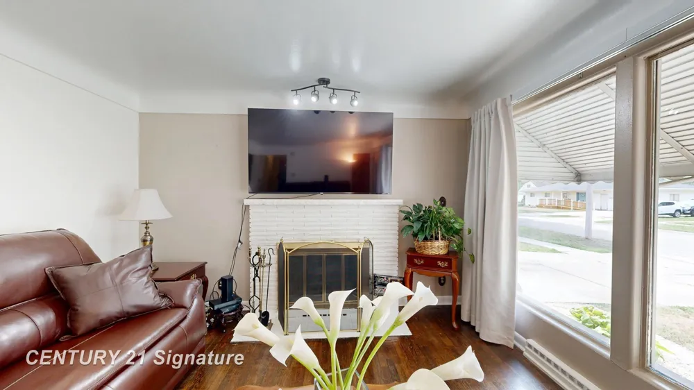 334 S 20th Street Saginaw City, MI 48601