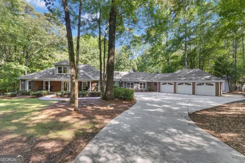 120 Ellenwood CT