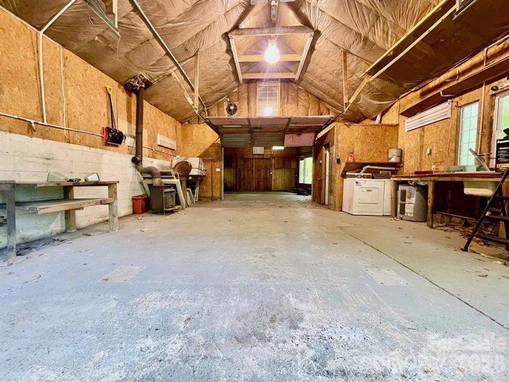 185 Blossom Ridge Leicester, NC 28748