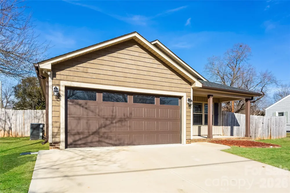 313 E 24th Street Kannapolis, NC 28083