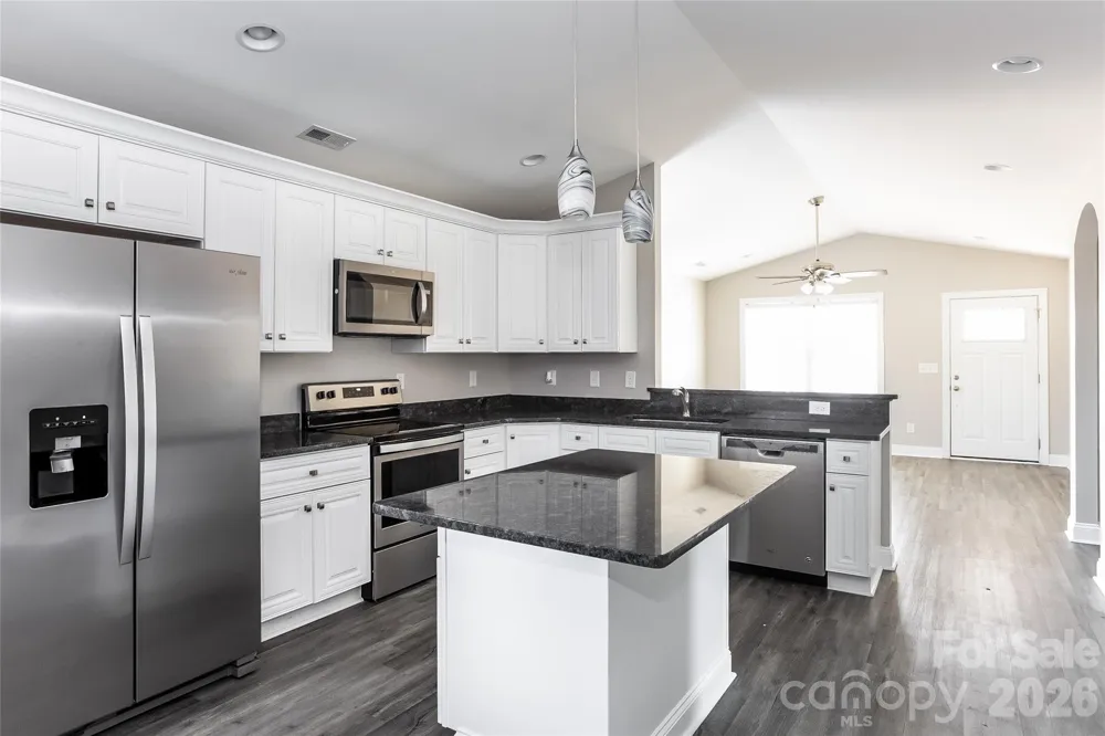313 E 24th Street Kannapolis, NC 28083