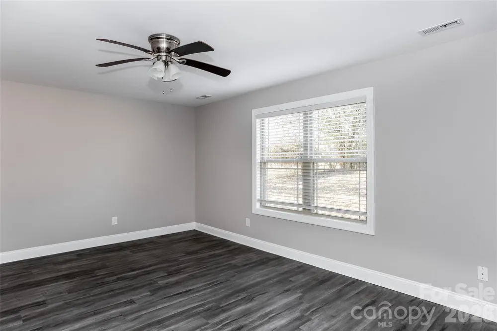 313 E 24th Street Kannapolis, NC 28083