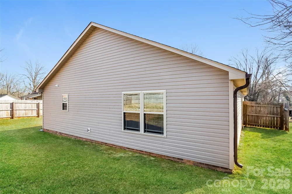 313 E 24th Street Kannapolis, NC 28083