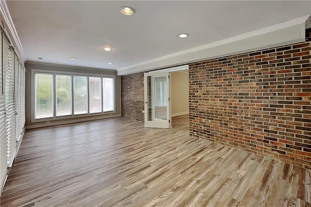 2916 Sope Creek Drive Marietta, GA 30068