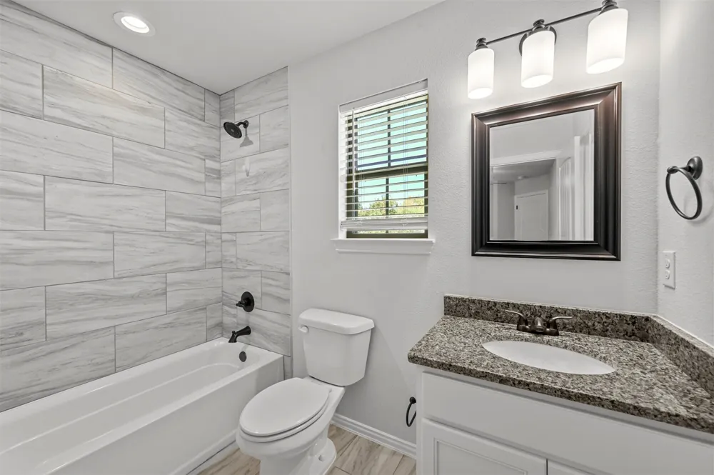 236 W Lake #236 Sherman, TX 75090