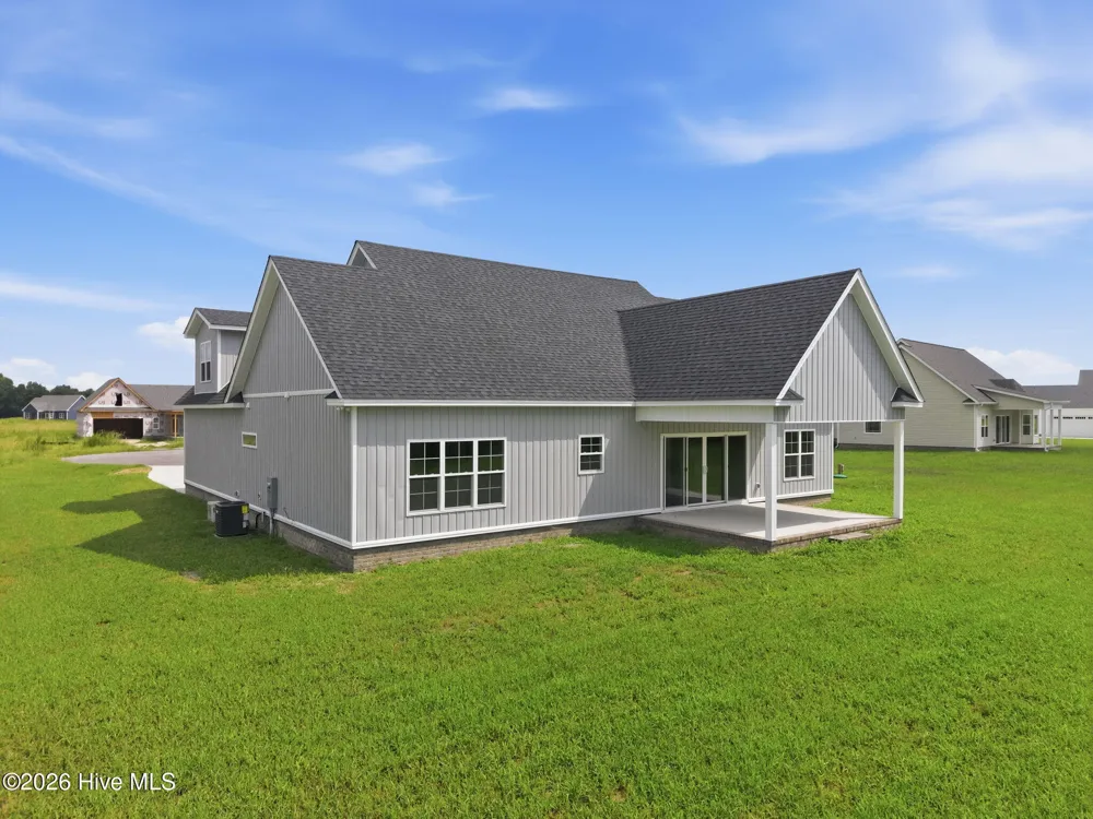 2795 Covent Drive Farmville, NC 27828