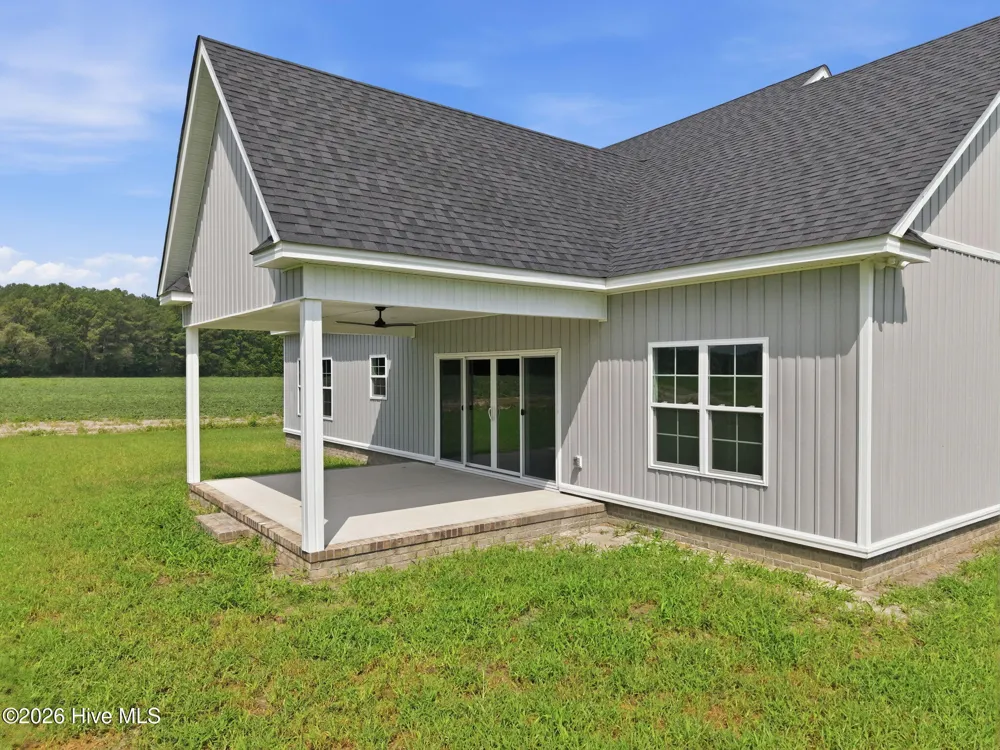 2795 Covent Drive Farmville, NC 27828