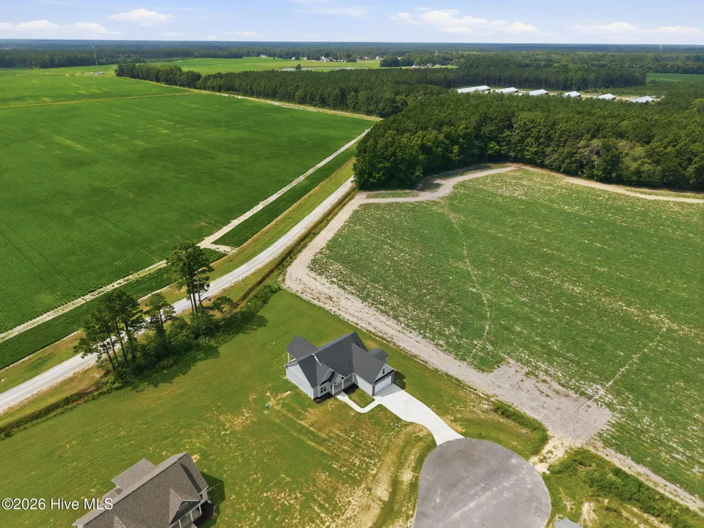 2795 Covent Drive Farmville, NC 27828