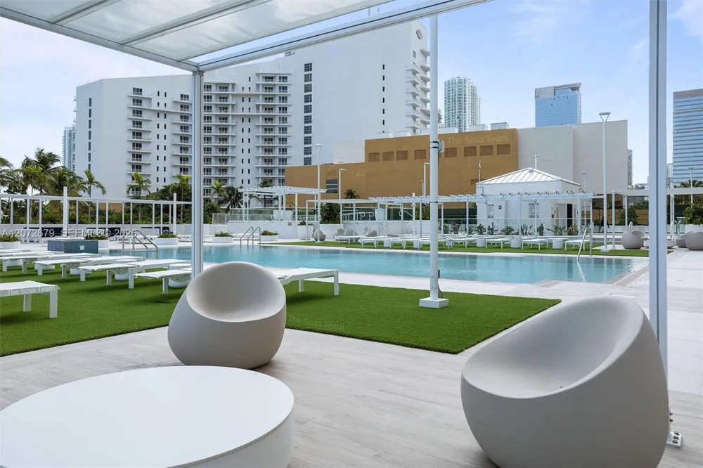 770 Claughton Island Dr #1104 Miami, FL 33131