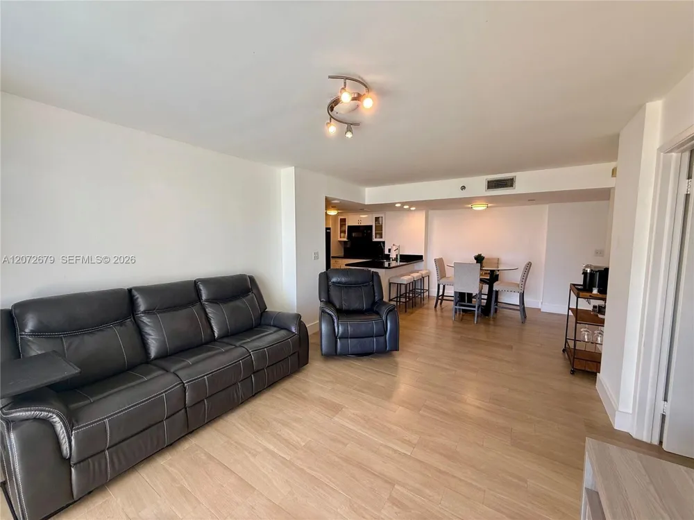 770 Claughton Island Dr #1104 Miami, FL 33131