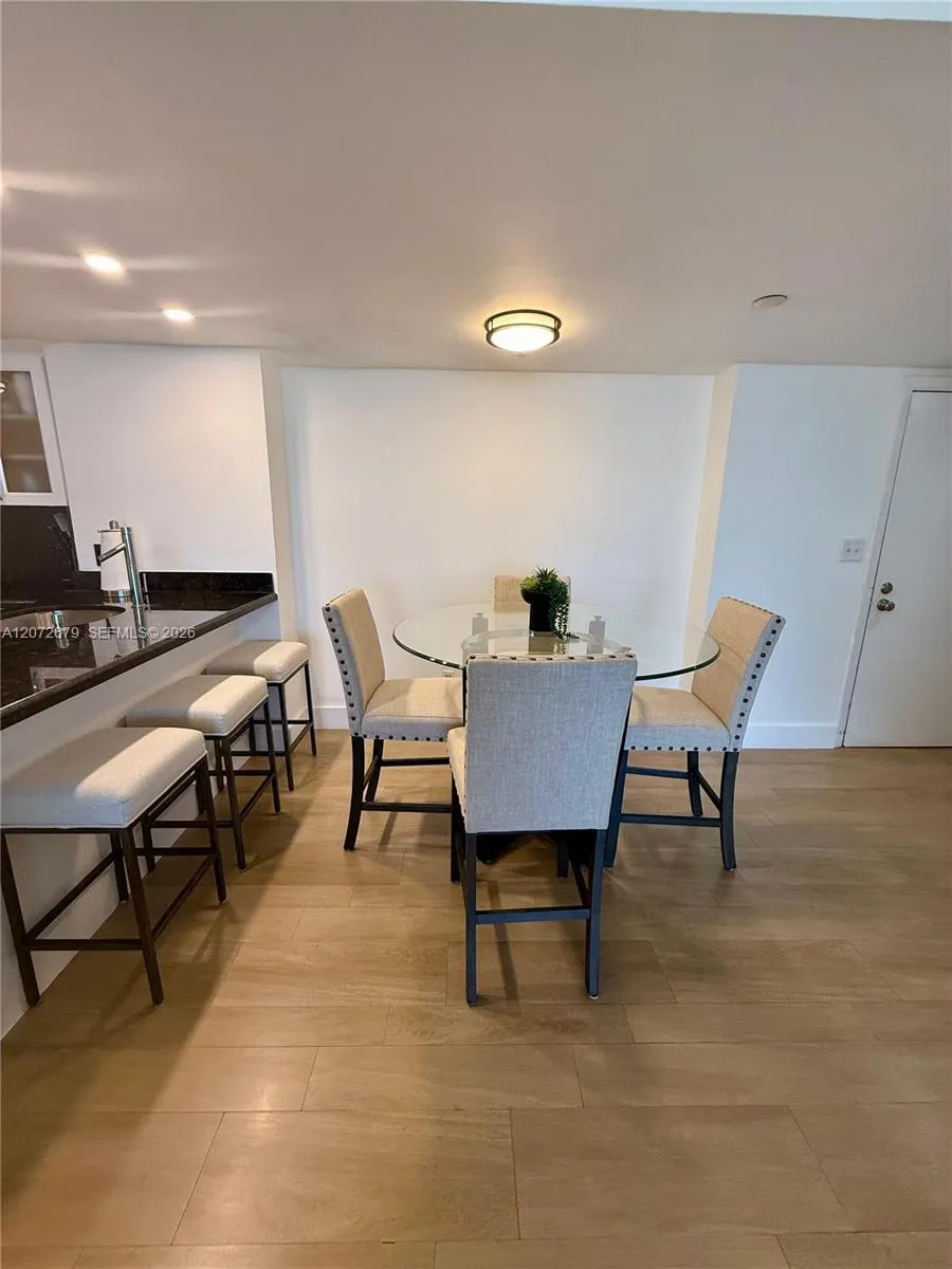 770 Claughton Island Dr #1104 Miami, FL 33131