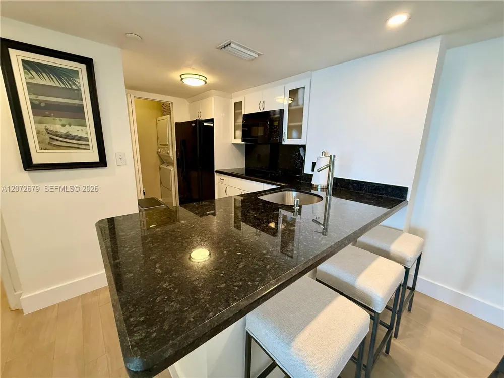 770 Claughton Island Dr #1104 Miami, FL 33131