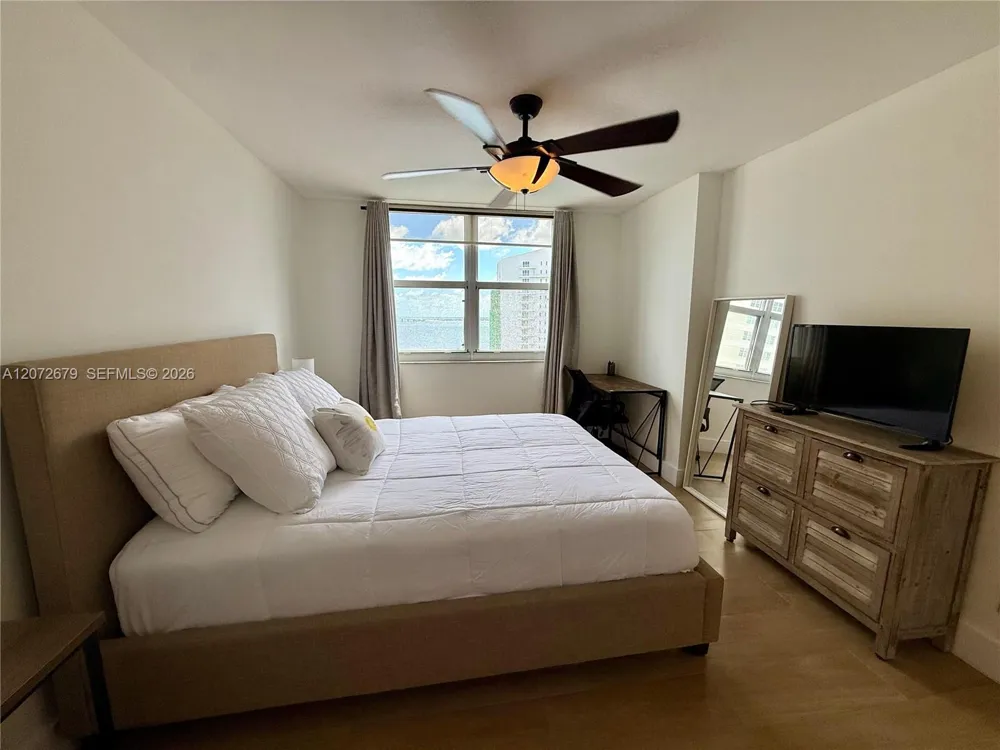 770 Claughton Island Dr #1104 Miami, FL 33131