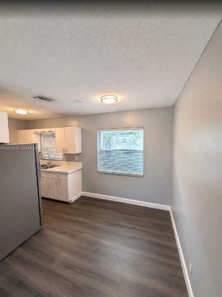 537 SW 2nd Pl #1-3 Pompano Beach, FL 33060