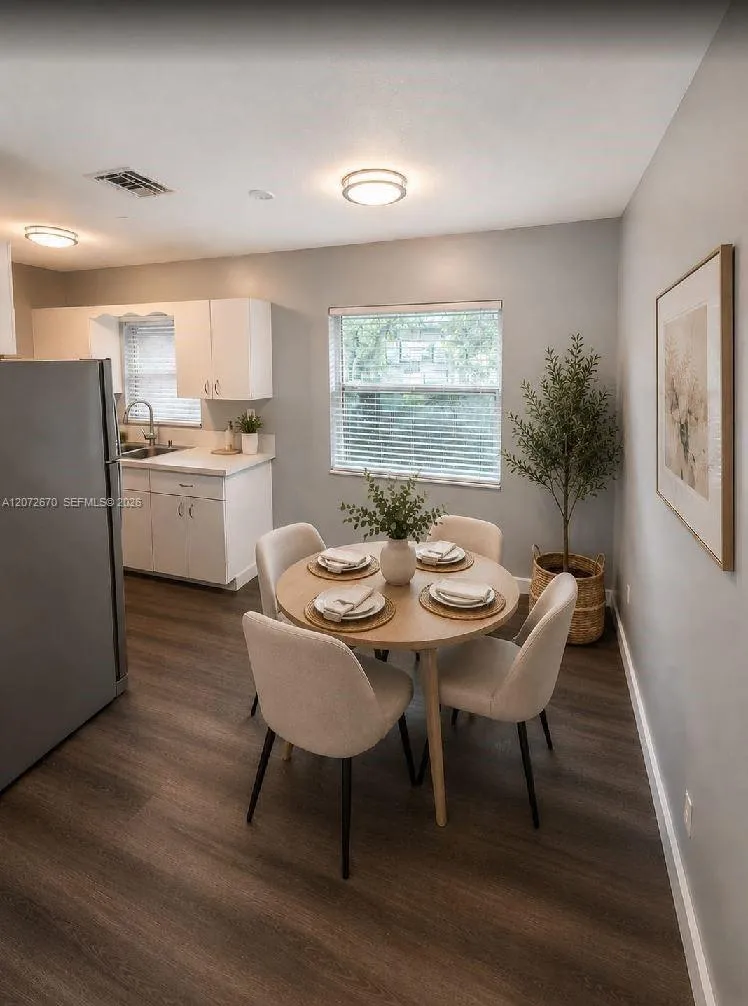 537 SW 2nd Pl #1-3 Pompano Beach, FL 33060