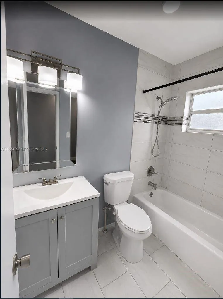 537 SW 2nd Pl #1-3 Pompano Beach, FL 33060