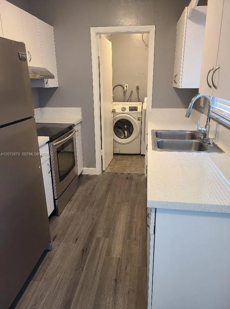 537 SW 2nd Pl #1-3 Pompano Beach, FL 33060