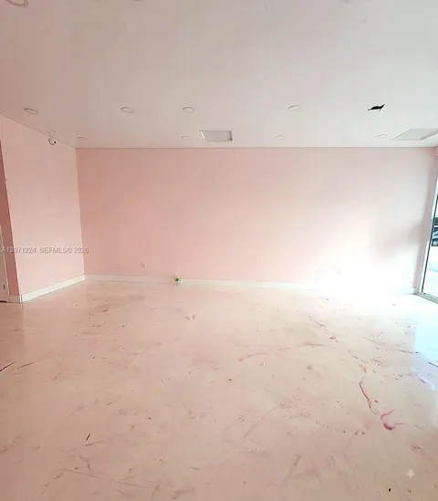 4500 W Hallandale Beach Blvd #4