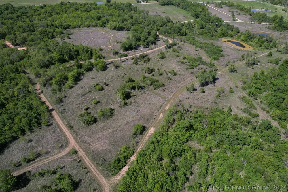 23 Hwy 125 Afton, OK 74331