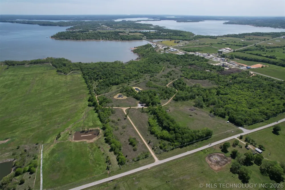23 Hwy 125 Afton, OK 74331