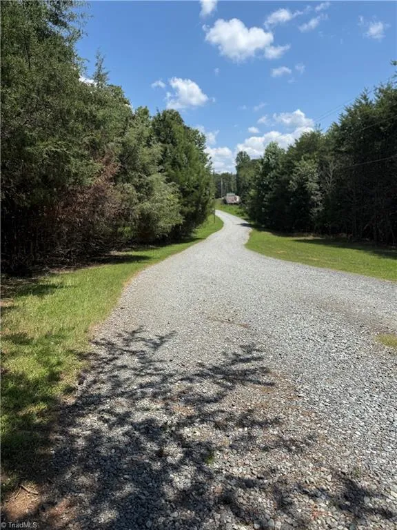 438 River Pines Trail Clemmons, NC 27012