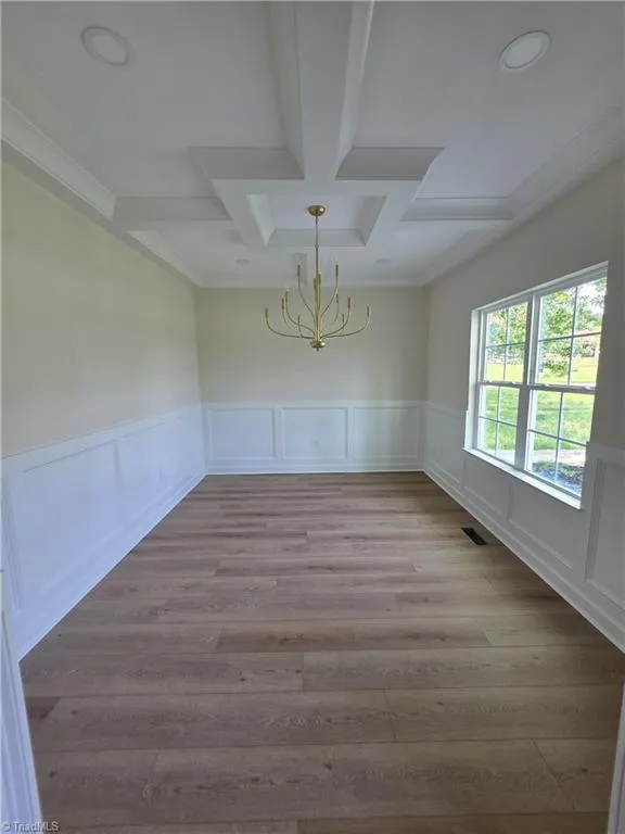 197 W Willow Street Yadkinville, NC 27055