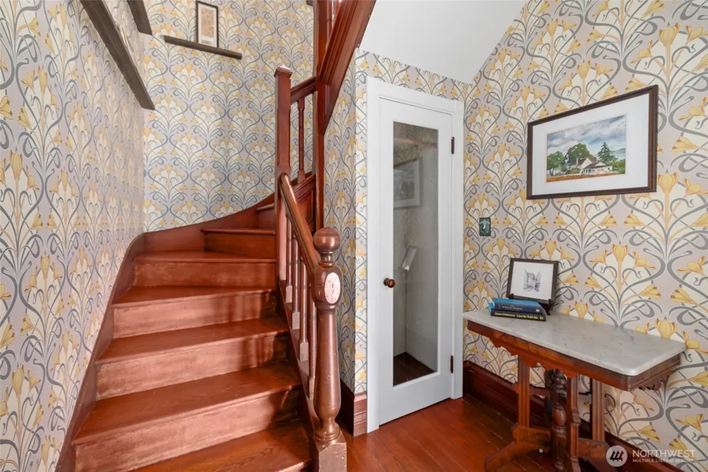 1209 NE Leisure Street Coupeville, WA 98239