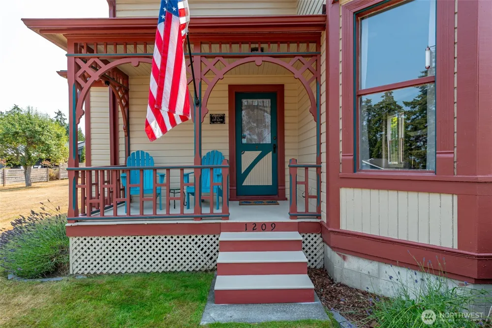 1209 NE Leisure Street Coupeville, WA 98239
