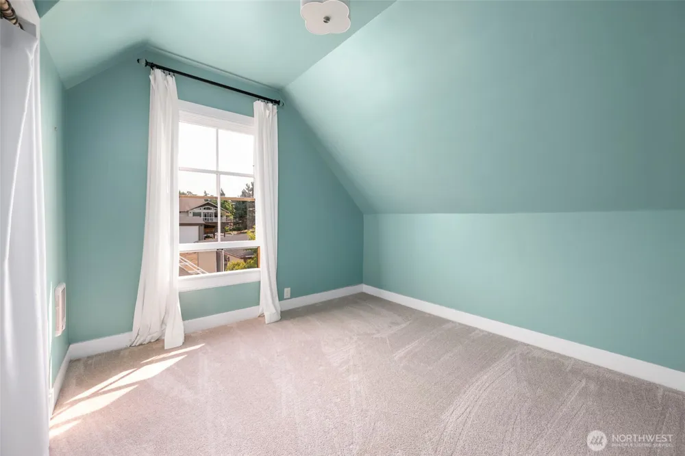 1209 NE Leisure Street Coupeville, WA 98239