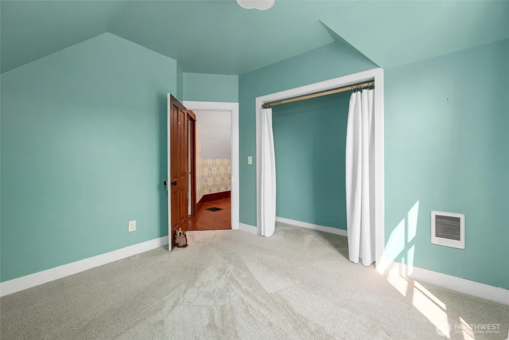 1209 NE Leisure Street Coupeville, WA 98239