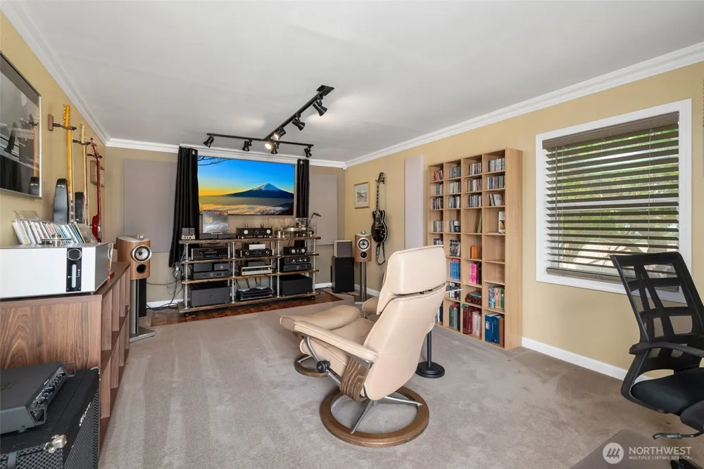 1209 NE Leisure Street Coupeville, WA 98239