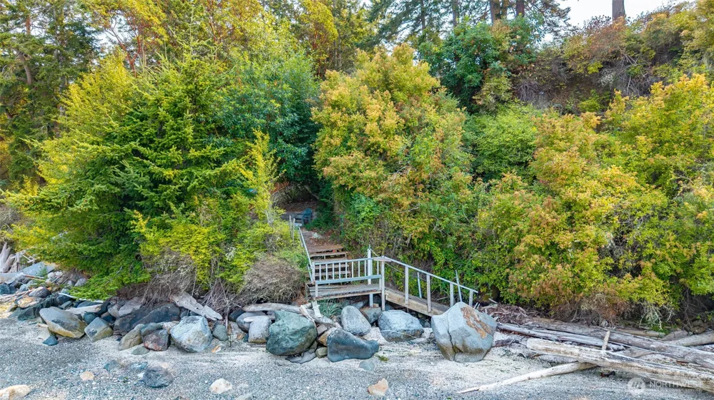 1209 NE Leisure Street Coupeville, WA 98239