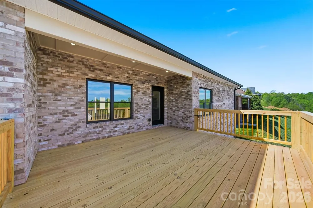 426 Huntington Woods Street SE Lenoir, NC 28645