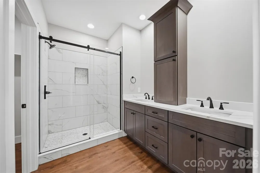 426 Huntington Woods Street SE Lenoir, NC 28645