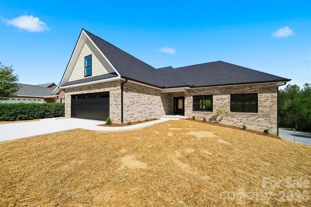 426 Huntington Woods Street SE Lenoir, NC 28645