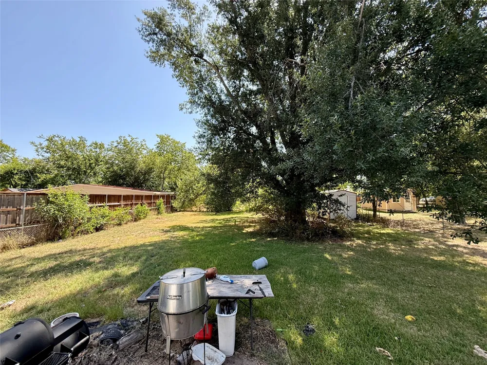 1313 S Rockwall Avenue Terrell, TX 75160