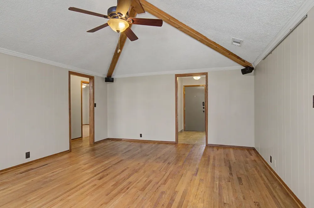 604 Baker Drive Hurst, TX 76054