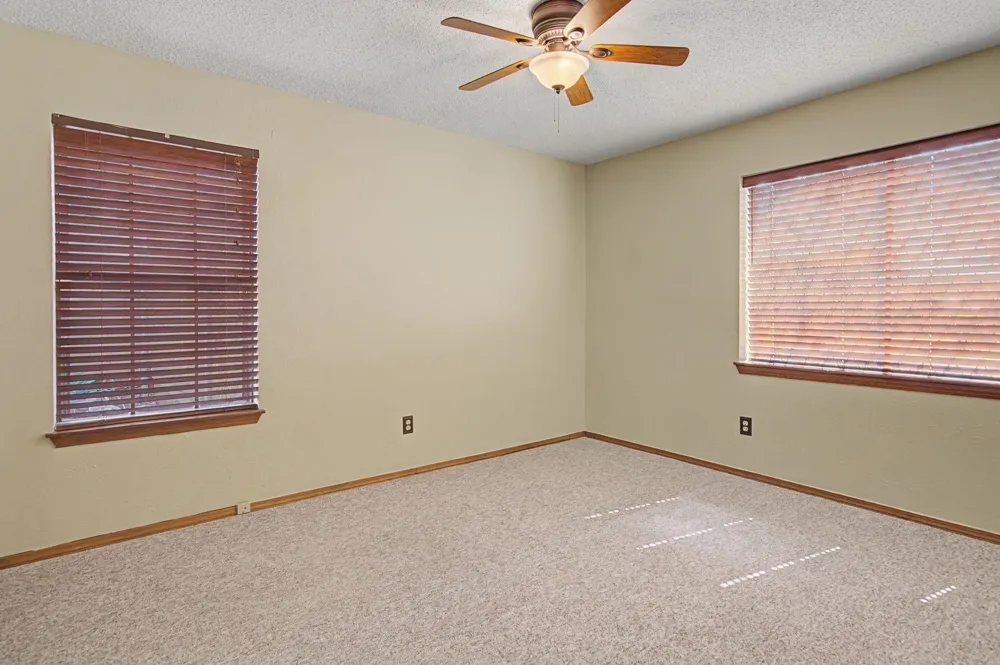 604 Baker Drive Hurst, TX 76054