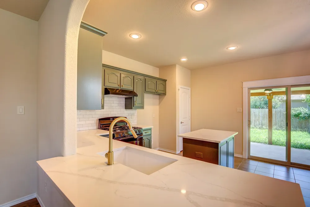 1109 Central Village Drive Denton, TX 76210