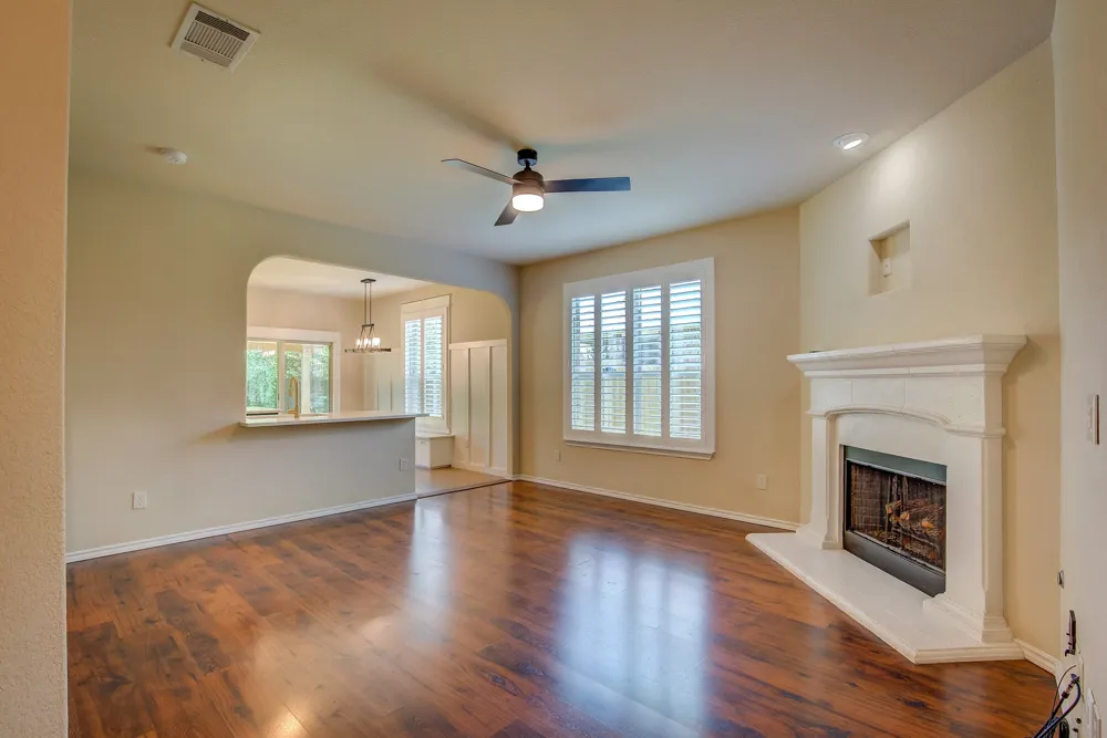 1109 Central Village Drive Denton, TX 76210
