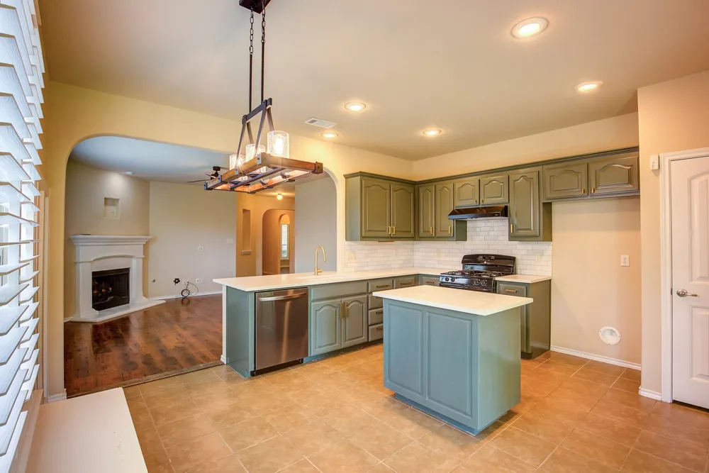 1109 Central Village Drive Denton, TX 76210
