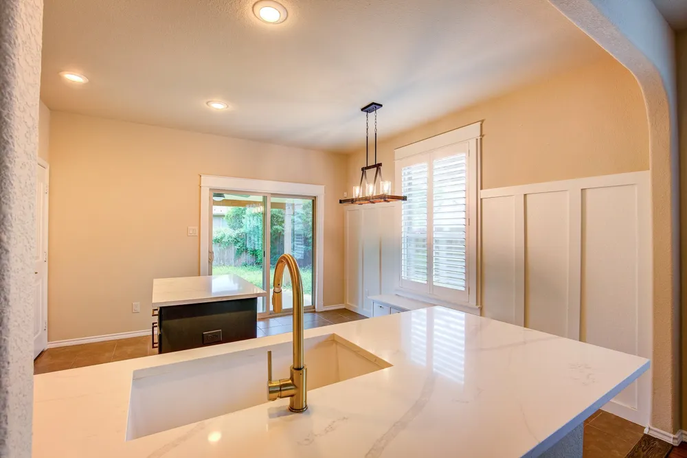 1109 Central Village Drive Denton, TX 76210